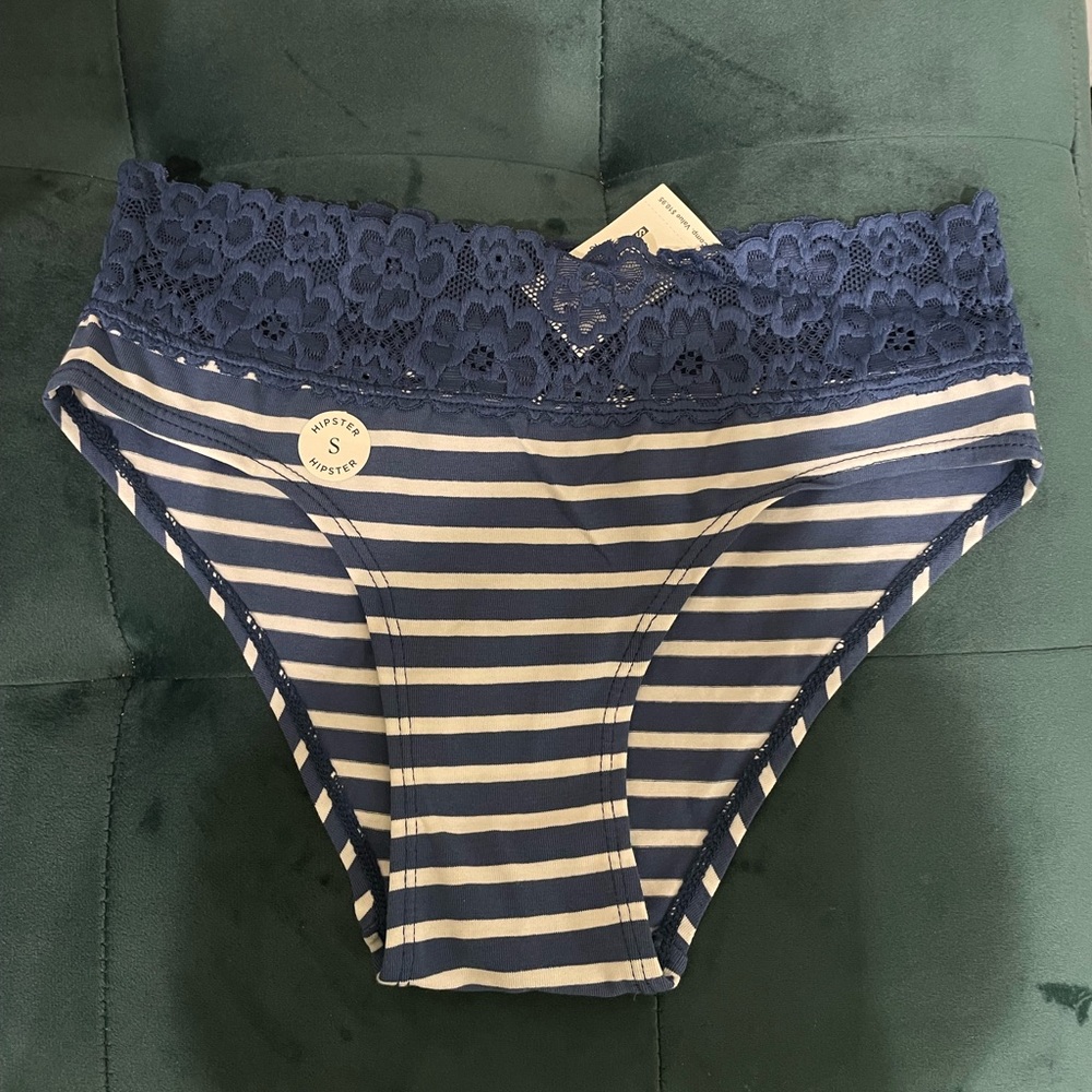 I am selling BRAND NEW Lace Hipster Panties. Aeropostale Size Small.